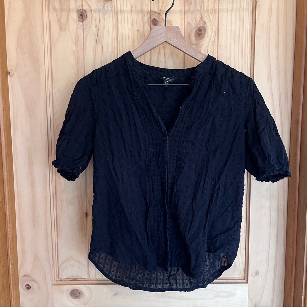 🦄 5/$30 Lucky Brand Black Eyelet Top